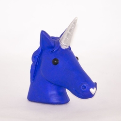  - Lacivert Tek Boynuzlu At Gümüş Boynuz