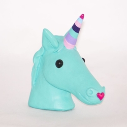  - Turkuaz Tek Boynuzlu At Renkli Boynuz